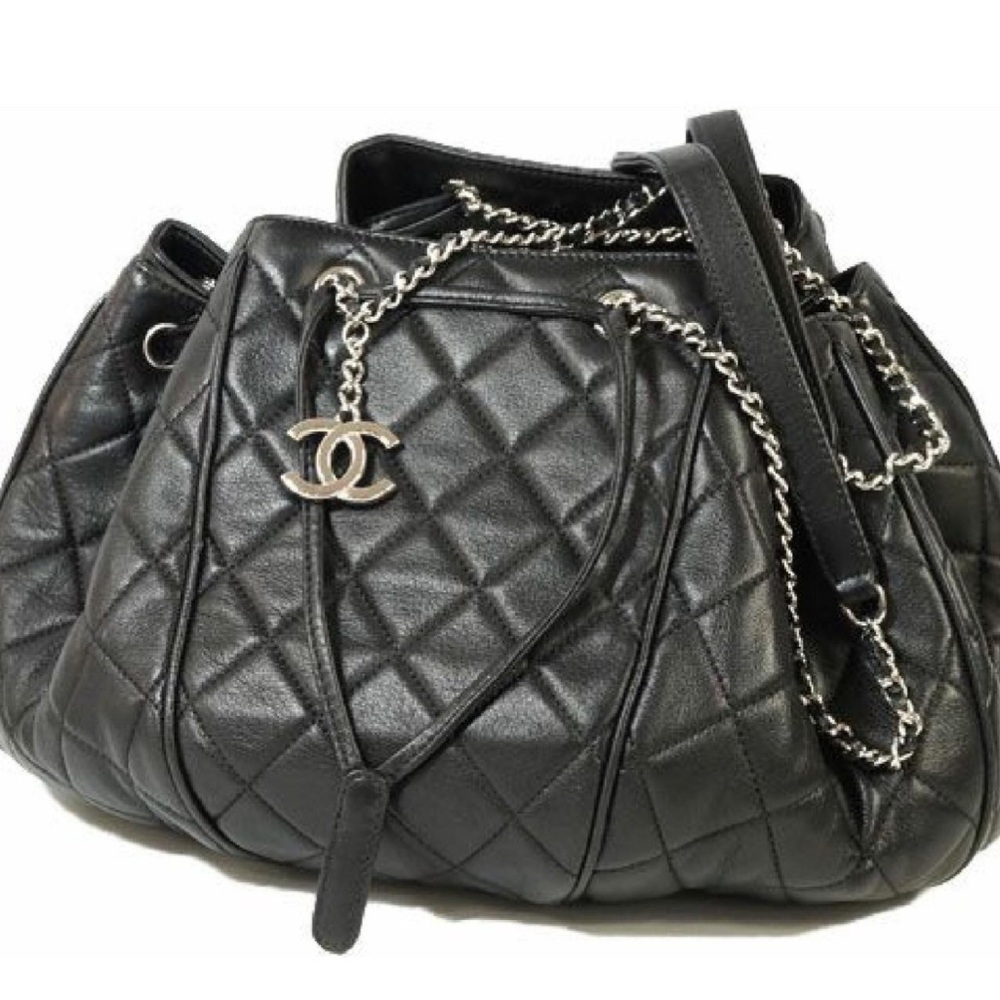 ChanelQuilted Drawstring Sac Cordon Bag